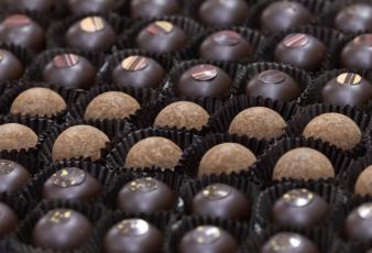 可可价格屡创新高 巧克力成本恐转嫁消费者